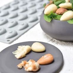 Cerf Dellier Moules Silicone 3D*Moule Amande Pavoni